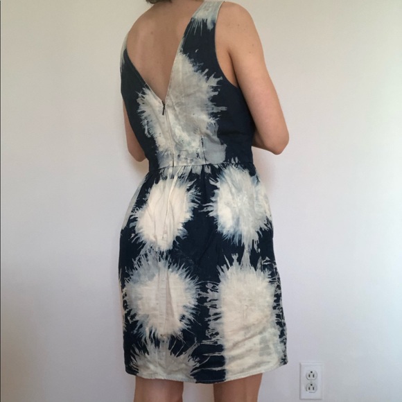 Summer dress - Picture 4 of 11